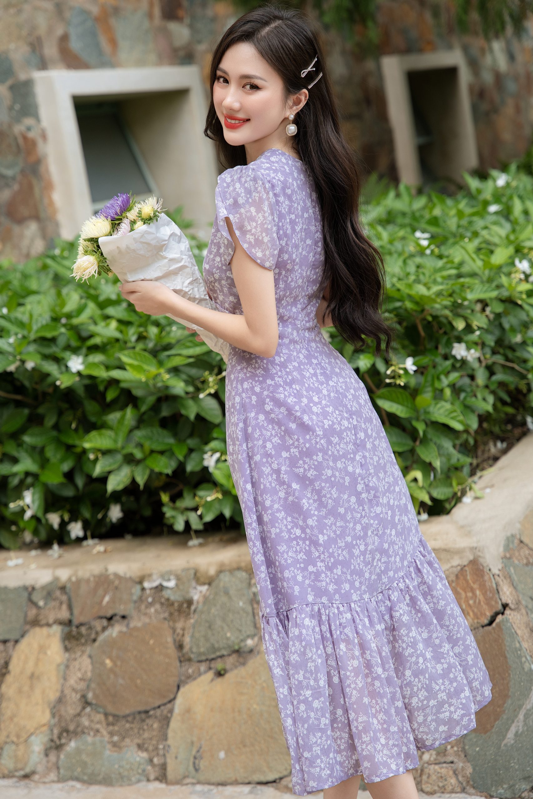 Váy hoa nhí xếp ly khoét cổ V (Jasmine) - BYZU - Áo Dài Cho Bé